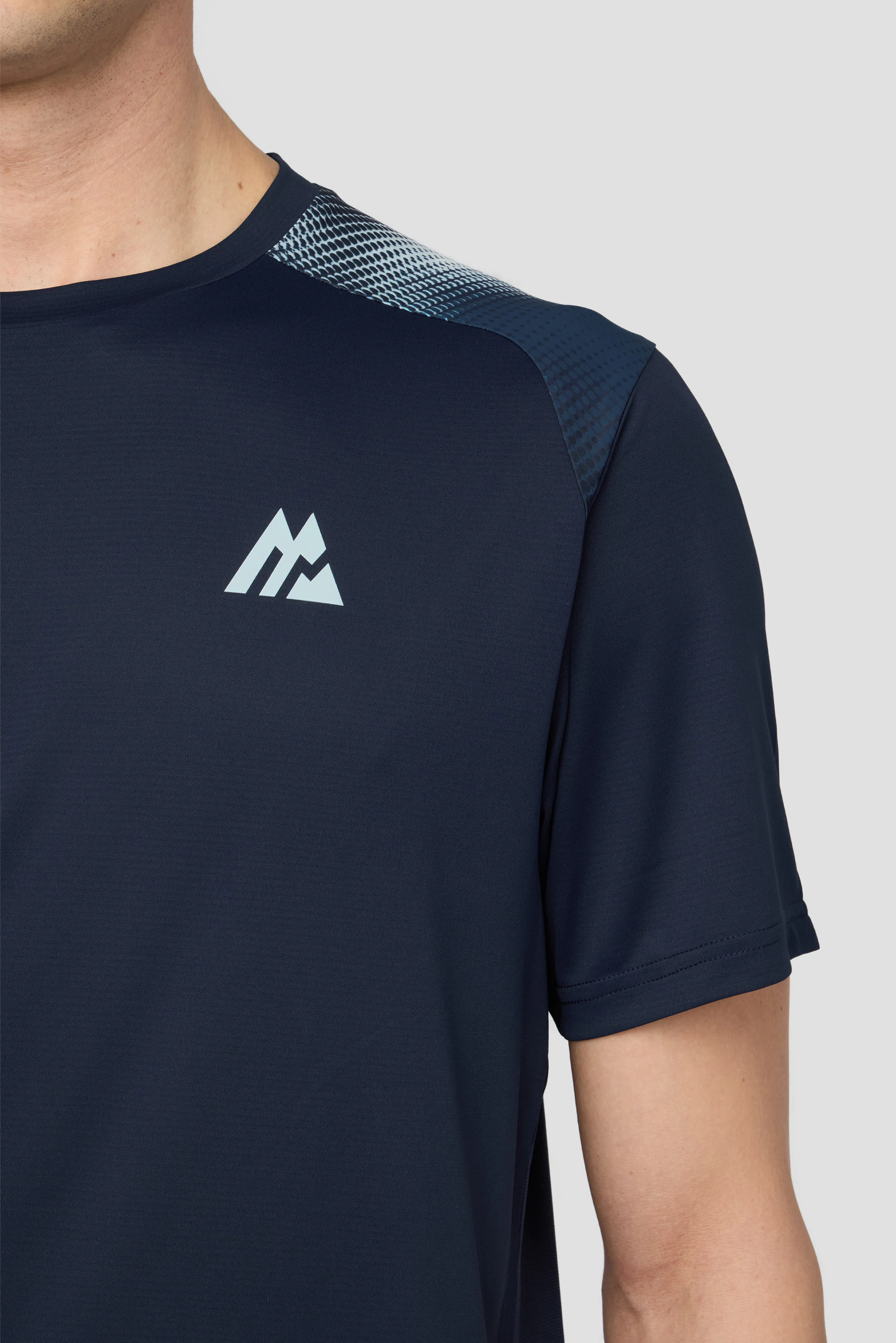 MTX Run Disperse T-Shirt  - Midnight Blue - Image 3